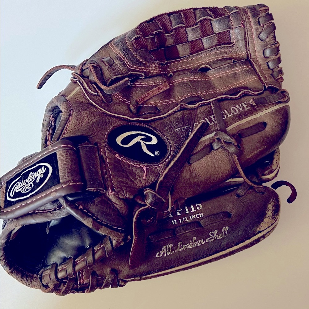 Girls Rawlings Brown/Pink Baseball Glove
